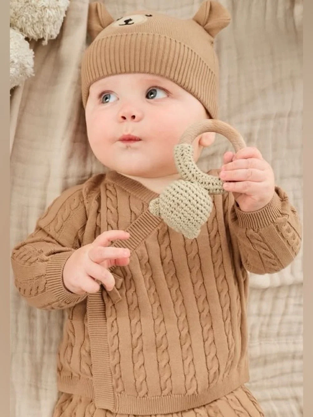 Homegrown by Gymboree Baby 4-Piece Tan Cable Knit Set 18-24 Months